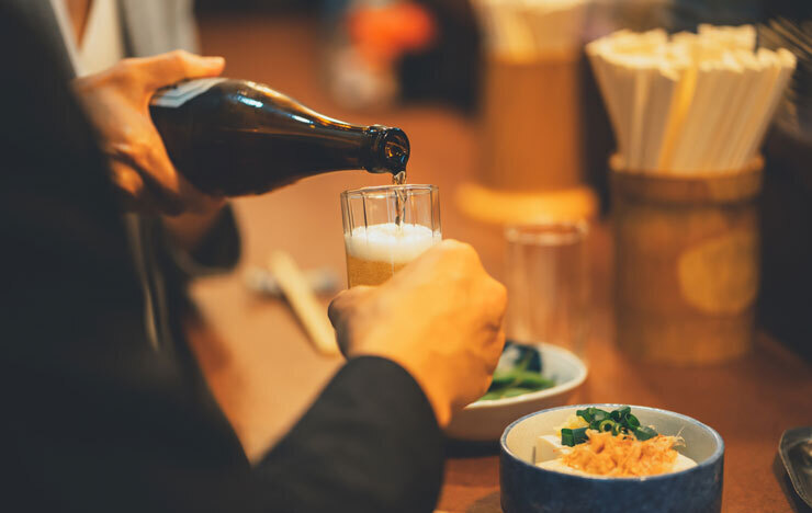 酒類販売を始めるには?必要な免許の種類と届出をわかりやすく解説|USENの開業支援サイト|canaeru(カナエル)