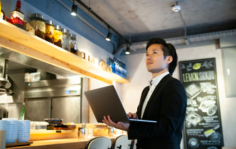 サラリーマンから飲食店開業は可能？未経験でも失敗しないためのポイント