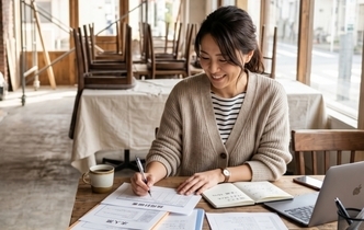 飲食店開業時の求人はいつから始める？募集方法や採用の流れを解説