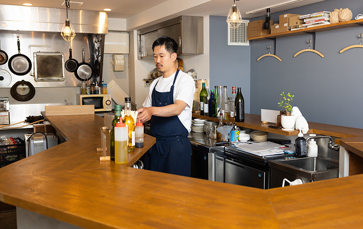 【人気飲食店の開業白書】第1回『急な階段、目立たない立地、広くない店内ながら月商270万円――東京・永福町「日常酒販人（にちじょうさはんじ）」』