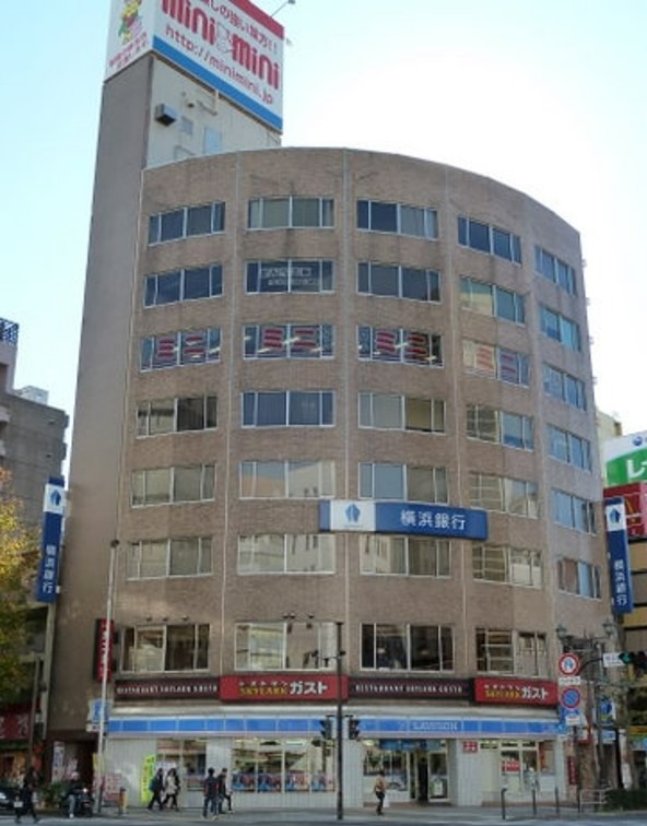 駅直結ビル　１階コンビニ　サービス店舗向け (121547)