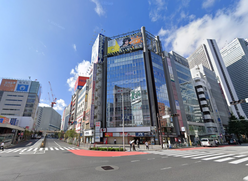 新宿駅３分青梅街道と都道の交差する角地！地下２階27坪テナント！業種幅広くご相談可能です【飲食可能】 (145803)