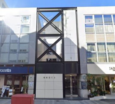 四ツ谷駅 徒歩9分 三栄通り沿い B2F《B201号》スケルトン物件 【飲食不可】 (147817)