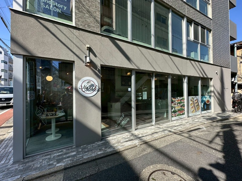 自由が丘駅 徒歩4分 現況:食物販 飲食居抜き物件 【軽飲食可】 (155738)