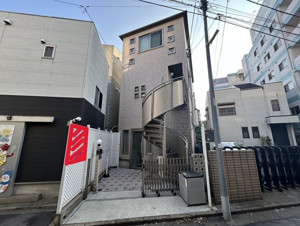 ☆吉祥寺駅東口　徒歩2分の好立地路面物件☆ (155839)