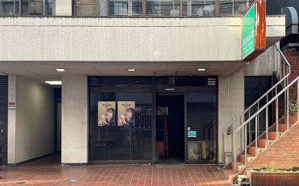 小伝馬町駅から徒歩3分！1階路面店舗、スケルトン（繁盛していたお店後です） (156337)