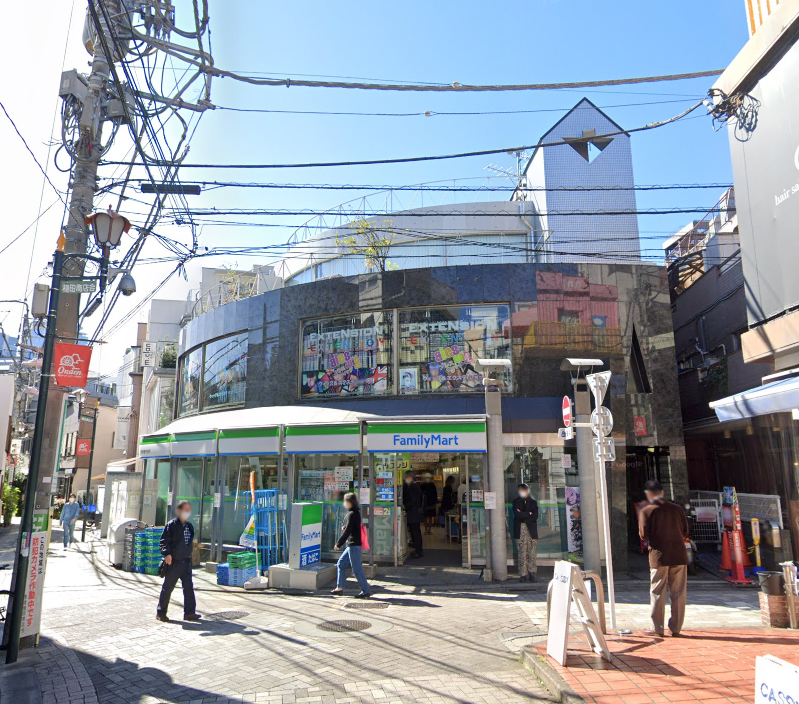 ≪原宿駅徒歩5分｜神宮前一等地の1階スケルトン物件｜サービス・物販店舗向け≫ (158837)