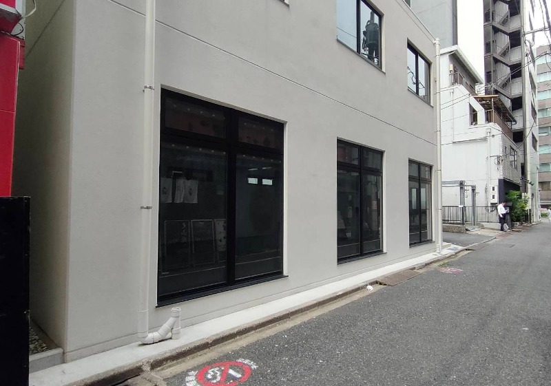 神田駅 徒歩2分◆中央通り(中山道)から入ってスグ◆重飲食相談可◆間口変更相談可◆諸条件相談可◆フリーレント6ヶ月◆ (160217)