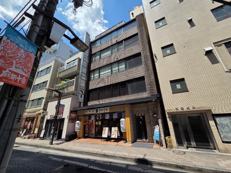 ★麻布十番商店街の2階店舗★人通り多く、視認性良好★ (161729)