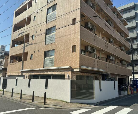 横浜駅南西口 徒歩9分 エステ・クリニック等に最適 1Fスケルトン物件 【飲食不可】 (111642)