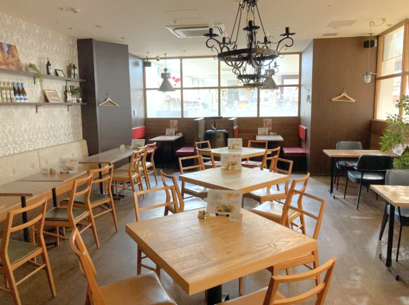 本厚木駅徒歩５分／駅直結の地下道あり／大型商業施設内のカフェ居抜き／カフェ、レストラン、パン屋・ケーキ屋ご相談可 (167117)