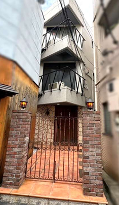 広尾駅 徒歩9分 西麻布交差点近く 造作無償 1Fワインバー居抜き物件【重飲食可】 (168435)