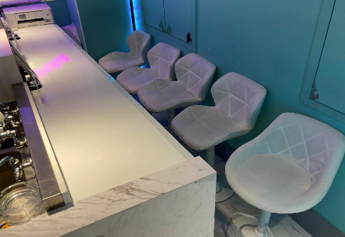 【飲食可】西武新宿駅 徒歩2分！バーの居抜き物件！ (169199)