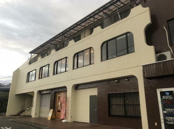 瀬谷駅 徒歩3分 現その他居抜き、土日祝日利用可、南向き角部屋、三面採光、駐輪場有（無料） (169846)