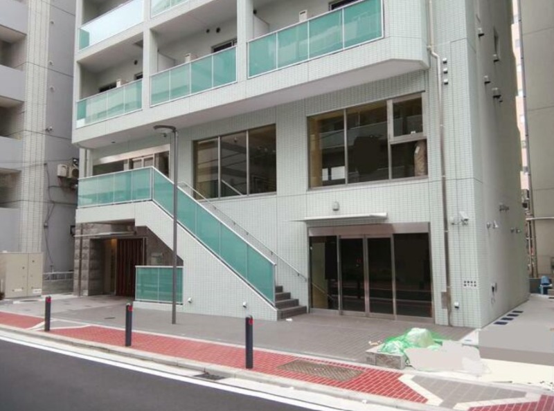 ■関内駅 徒歩6分 スケルトン物件 【飲食可、各種物販店舗向き】 (170167)