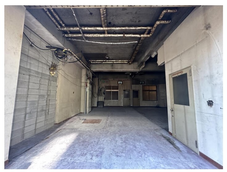 【UY0820】小伝馬町駅からとほ4分・複数路線・1階路面店・天井高4.1ｍ・24時間利用可能・スケルトン！！ (170191)