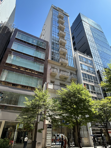 銀座 並木通り沿いの商業ビル！！原則スケルトンですがエステの居抜きも相談可能（造作譲渡代金あり）。階高３M、重飲食もOK (156890)