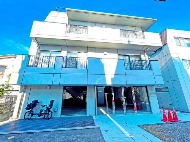 吉祥寺駅 徒歩9分 スケルトン物件 【飲食不可】 (172010)