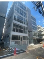 新宿三丁目駅 徒歩5分 スケルトン物件 【重飲食可】 (172600)