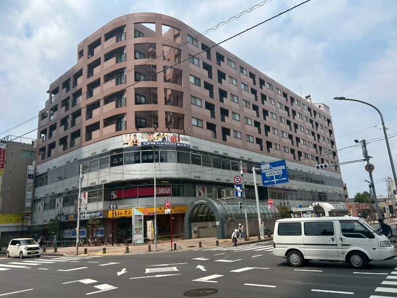 【1F約48坪】【本八幡駅徒歩1分】★駅直上再開発ビル★ (173065)