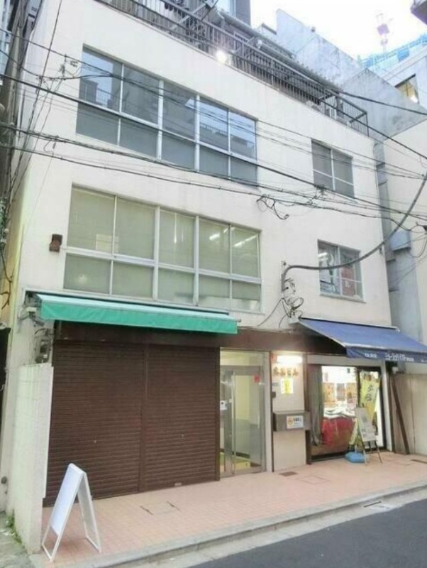 ■新宿西口駅 徒歩3分【美容室・飲食店・風俗営業・アルコール類提供・悪臭、騒音、煙の出る業種不可 】※その他備考要確認 (173163)