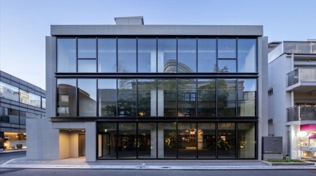 ≪表参道駅徒歩4分｜1階路面｜業種相談≫ (173584)