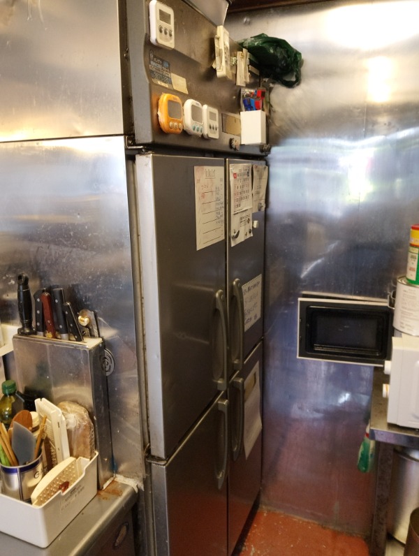 荒川車庫前駅 徒歩2分 現況:レストラン 飲食居抜き物件 【飲食可】 (174072)