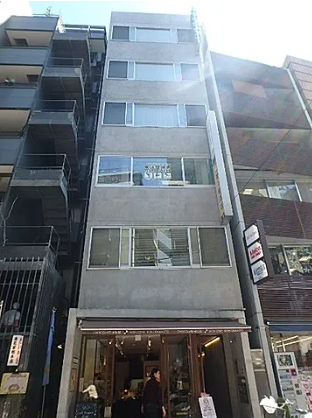 麻布十番駅 徒歩1分 駅前２階物件 【飲食不可】 (174097)