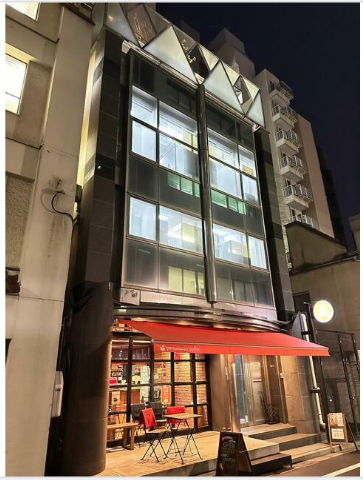 新宿御苑前駅 徒歩1分 現況:飲食(その他) 飲食居抜き物件 【飲食可】演奏可能/ 深夜営業可能 (174378)