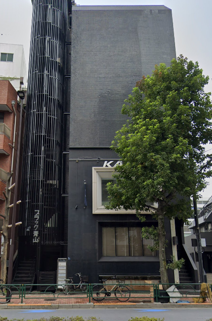 外苑前駅 徒歩5分◆外苑西通り沿い◆目を引く漆黒のビル◆フリーレント3ヶ月付き◆美容クリニック居抜き◆ (174977)