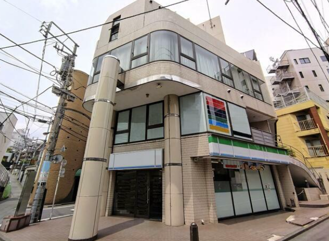 目白駅 徒歩1分 駅至近 B1F スケルトン物件 【飲食可】 (100529)