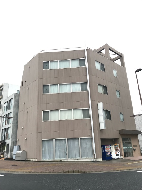 天井高約3m、飲食・レンタルスペースなど業種広く相談可 (175503)