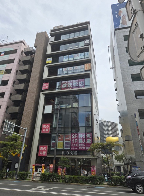 浅草駅側と隅田川側の両方向に面しており看板が取れます！！ (176113)