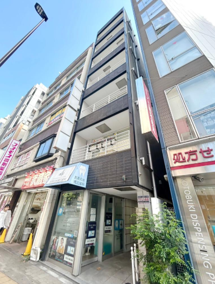 【TR1006】JR中央本線「御茶ノ水駅」から3分、明大通り沿い、業種ご相談！ (176126)