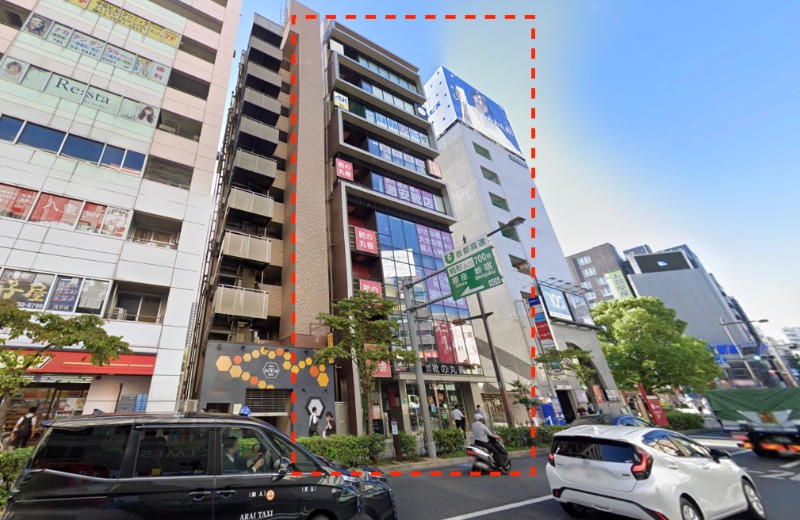 浅草駅徒歩1分！東武浅草駅出口の目の前!! 駅側と隅田川側に面しており、 視認性が良好です! (176287)