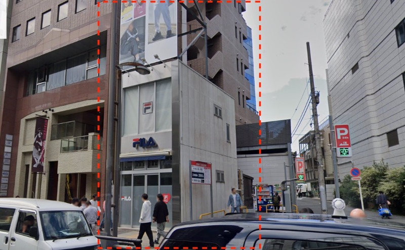 明治通り沿いの路面店舗です！2階建ての1棟店舗！屋上看板使用可能！飲食不可。 (176276)