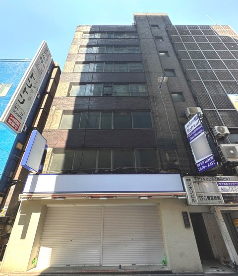 西武新宿駅 徒歩3分 スケルトン物件 【飲食相談】 (176559)