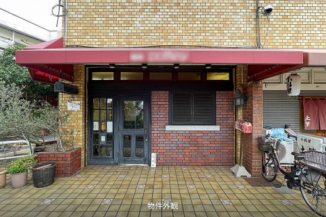 【UT1010】大井町東口徒歩3分。線路沿い角地の好立地物件！　喫茶店の居抜き！ (176739)
