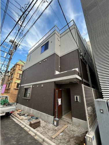 高田馬場駅 徒歩2分 新築/駅前立地/ 路面店 スケルトン物件 【重飲食可】換気口あり/ 排水設備あり (177481)