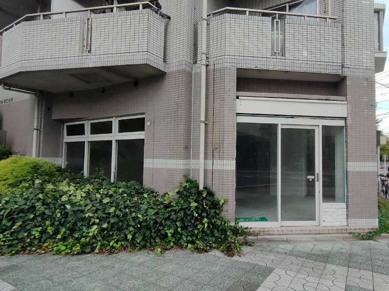 川口駅 徒歩9分◆本町大通り沿いの路面店◆理容室＆美容室に最適◆川口郵便局真ん前で視認性も大◆ (177536)