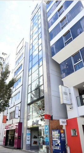 表参道駅 徒歩2分 前テナント：ファッション雑貨屋さん物件 【飲食不可】飲食・美容室・歯科不可 (177577)