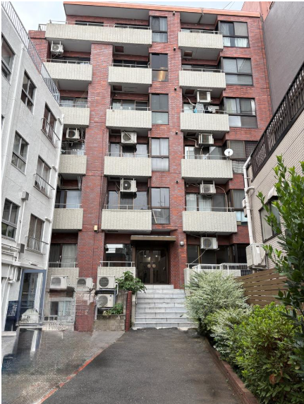 【TR1020】東京メトロ銀座線「外苑前駅」から8分、普通借家契約希望の場合、賃料:240,000円、サロン等おすすめ！ (177584)