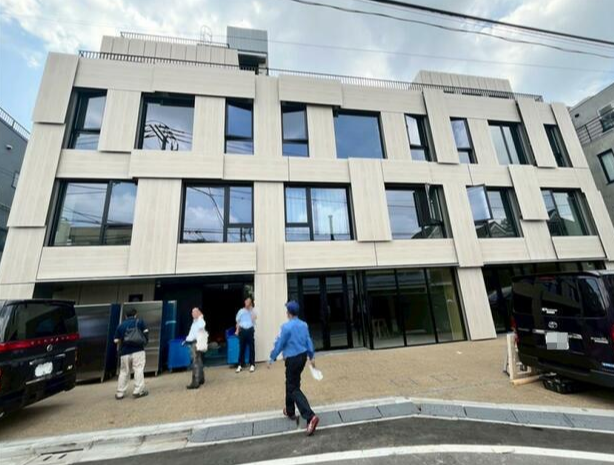 表参道駅 徒歩7分 2025年7月新築 1F≪2区画≫ スケルトン物件 【軽飲食可】 (177711)