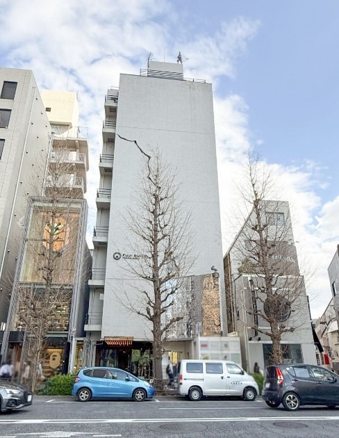 ≪明治神宮前駅 徒歩5分｜7-8階・約177㎡｜店舗・事務所（飲食相談可）≫ (178026)