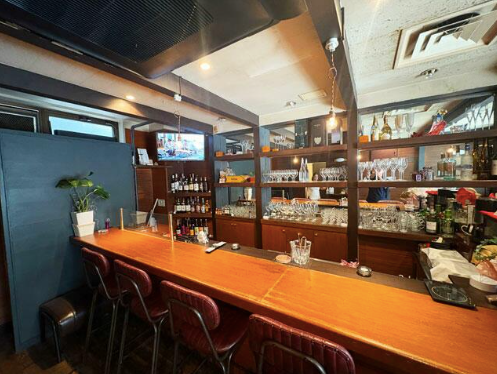 代々木公園駅 徒歩3分 商店街/ 路面店 １階バー居抜き物件 【重飲食可】深夜営業可能 ／看板取付スペースあり (178033)