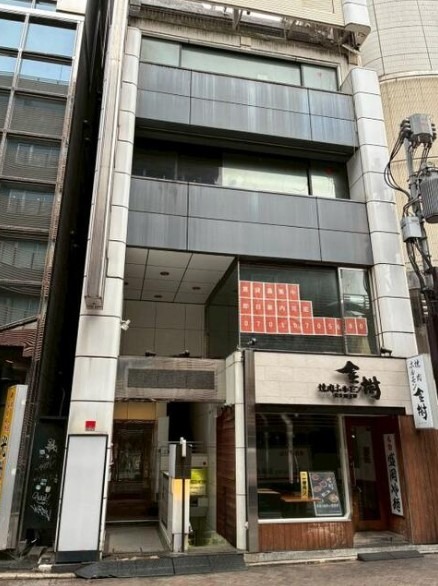 ≪赤坂駅 徒歩2分｜2階・約70㎡｜飲食相談可≫ (178035)