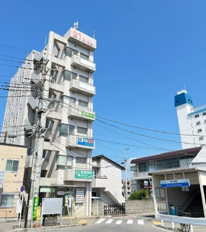 ■南大塚駅 徒歩1分 営業時間9時から21時まで スケルトン物件 【飲食不可】 (178380)