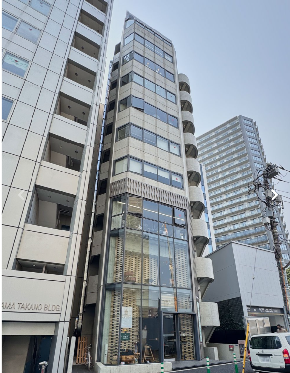 【FH1029】表参道5分、青山通り至近　店舗可能物件　飲食不可　美容室相談可　賃料：65.705万円 (178659)