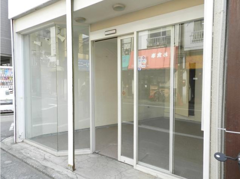 人気の学芸大学で1階２階の一括貸し店舗物件です！ (178670)