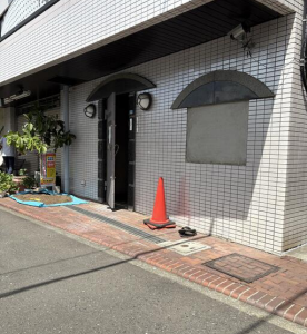 ■武蔵新城駅 バス 17分、バス停 野川 停歩1分 スケルトン物件 【スナック・居酒屋等飲食の営業不可・深夜営業不可】 (179079)